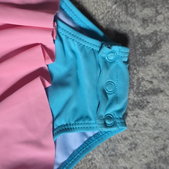 Classic Whimsy Size 6-12 Months Short Sleeve Rashguard Bathing Suit Swim Beach - Picture 4 of 5